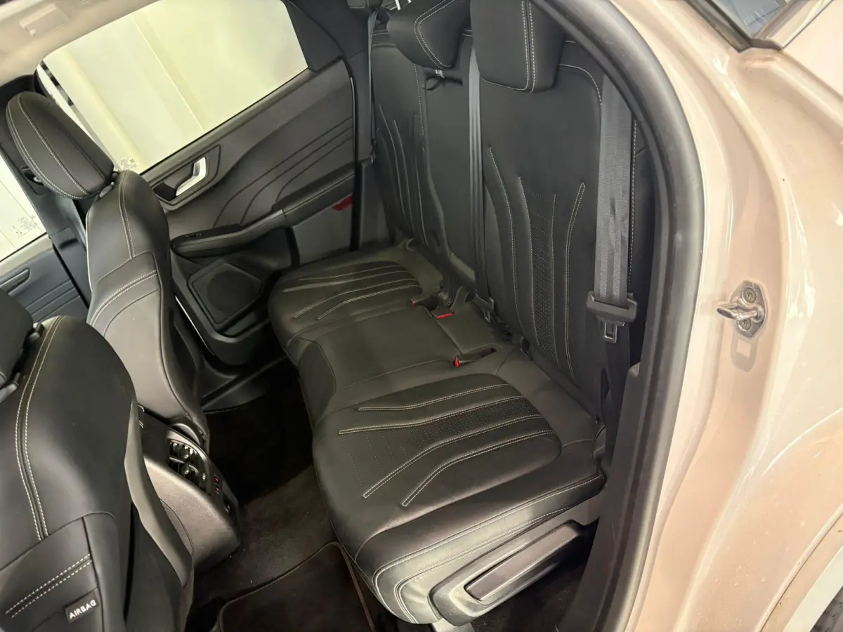 2.5 PHEV Vignale TREKHAAK | VIGNALE | LEDERE STOELEN | ELEKTRISCHE STOELEN MET MEMORY | ADAPTIVE CRUISE CONTROL | NAVIGATIE | HEAD-UP DISPLAY | PANORAMA DAK | ACHTERRUITRIJCAMERA