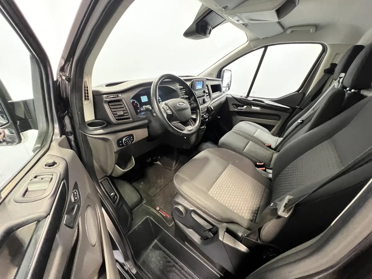 280 2.0 TDCI L1H1 Limited Trekhaak | Cruise Control | Achteruitrijcamera | PDC Voor en Achter |