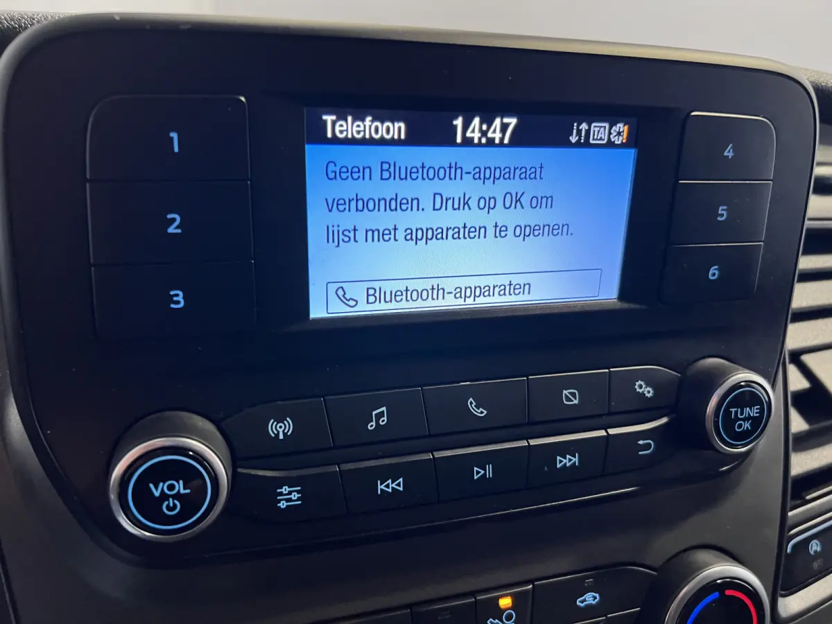 280 2.0 TDCI L1H1 Limited Trekhaak | Cruise Control | Achteruitrijcamera | PDC Voor en Achter |