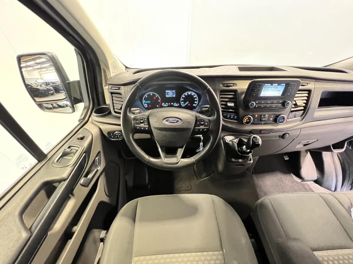280 2.0 TDCI L1H1 Limited Trekhaak | Cruise Control | Achteruitrijcamera | PDC Voor en Achter |