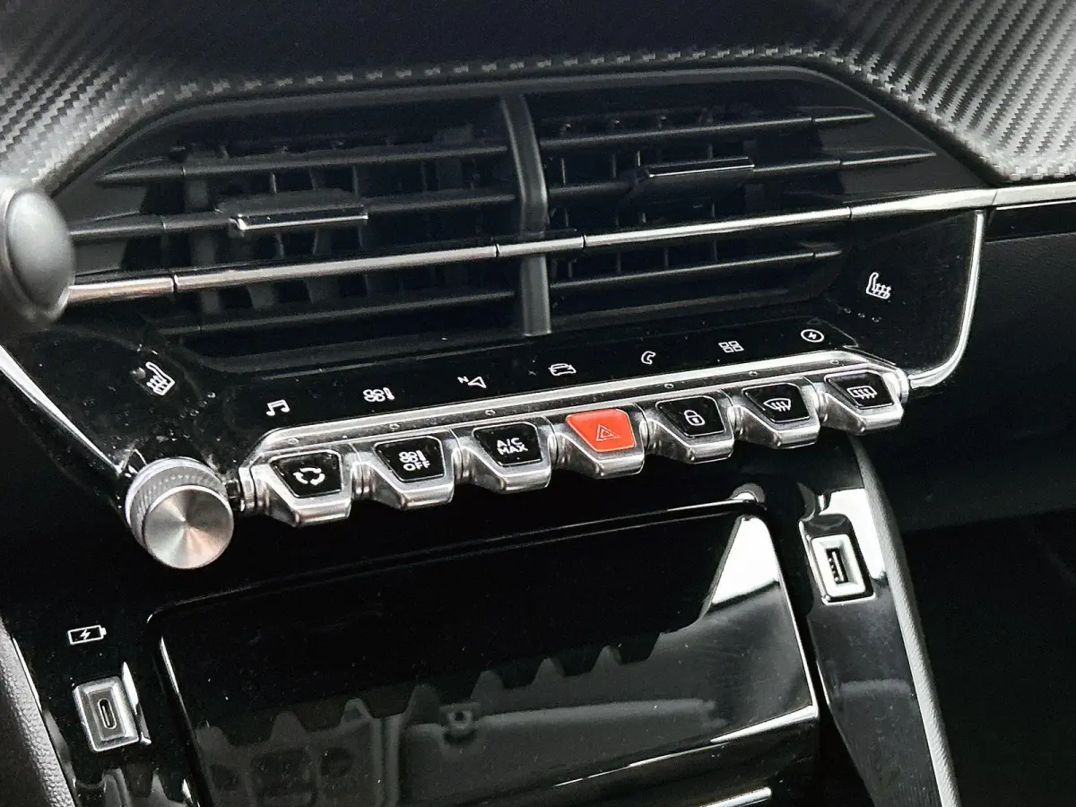 EV Allure Pack 50 kWh | SOH 92,8% | Automaat | Stoelverwarming | Navigatie | Climate control | Cruise control | Parkeersensoren | Drive mode |