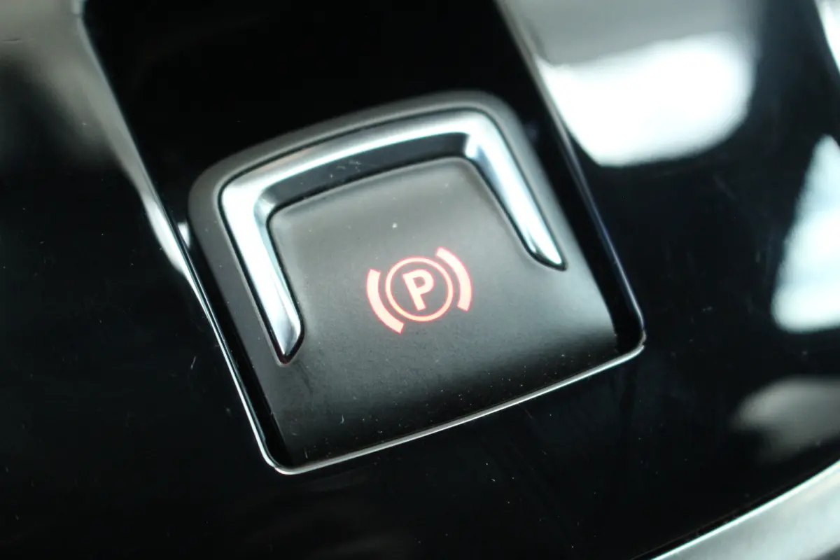 1.6 Turbo Plug-In Hybrid Business Elegance | Trekh. | Adaptive | Stuur Verw. | Camera | Carplay | Pdc | | Trekh. | Adaptive | Stuur Verw. | Camera | Carplay | Pdc |