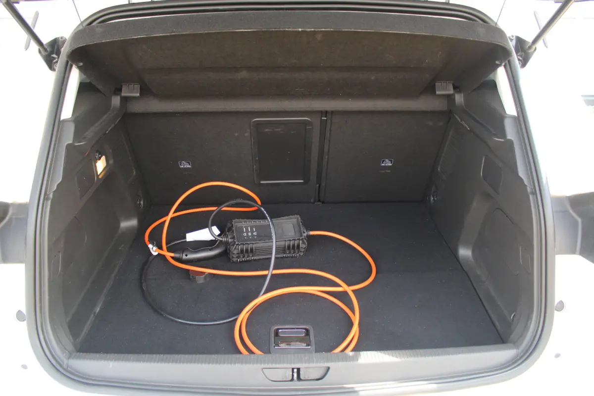 1.6 Turbo Plug-In Hybrid Business Elegance | Trekh. | Adaptive | Stuur Verw. | Camera | Carplay | Pdc | | Trekh. | Adaptive | Stuur Verw. | Camera | Carplay | Pdc |