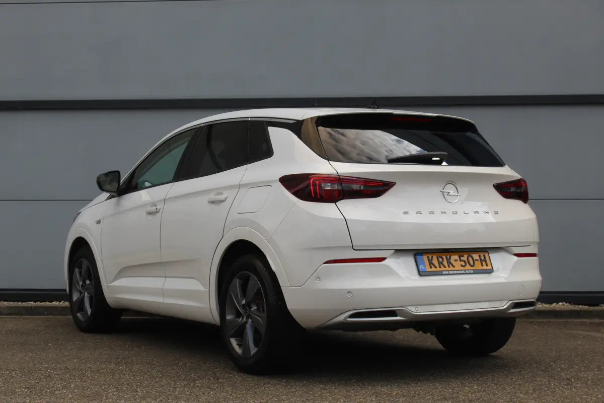 1.6 Turbo Plug-In Hybrid Business Elegance | Trekh. | Adaptive | Stuur Verw. | Camera | Carplay | Pdc | | Trekh. | Adaptive | Stuur Verw. | Camera | Carplay | Pdc |