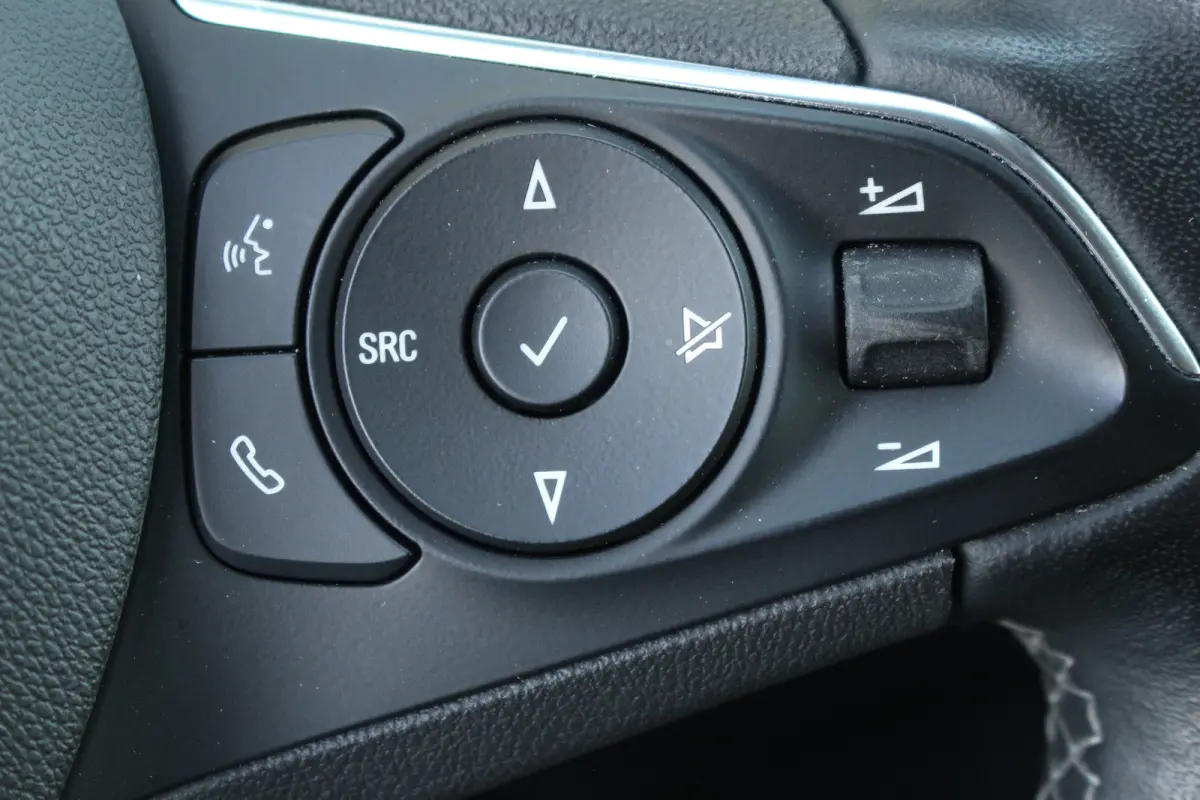 1.6 Turbo Plug-In Hybrid Business Elegance | Trekh. | Adaptive | Stuur Verw. | Camera | Carplay | Pdc | | Trekh. | Adaptive | Stuur Verw. | Camera | Carplay | Pdc |