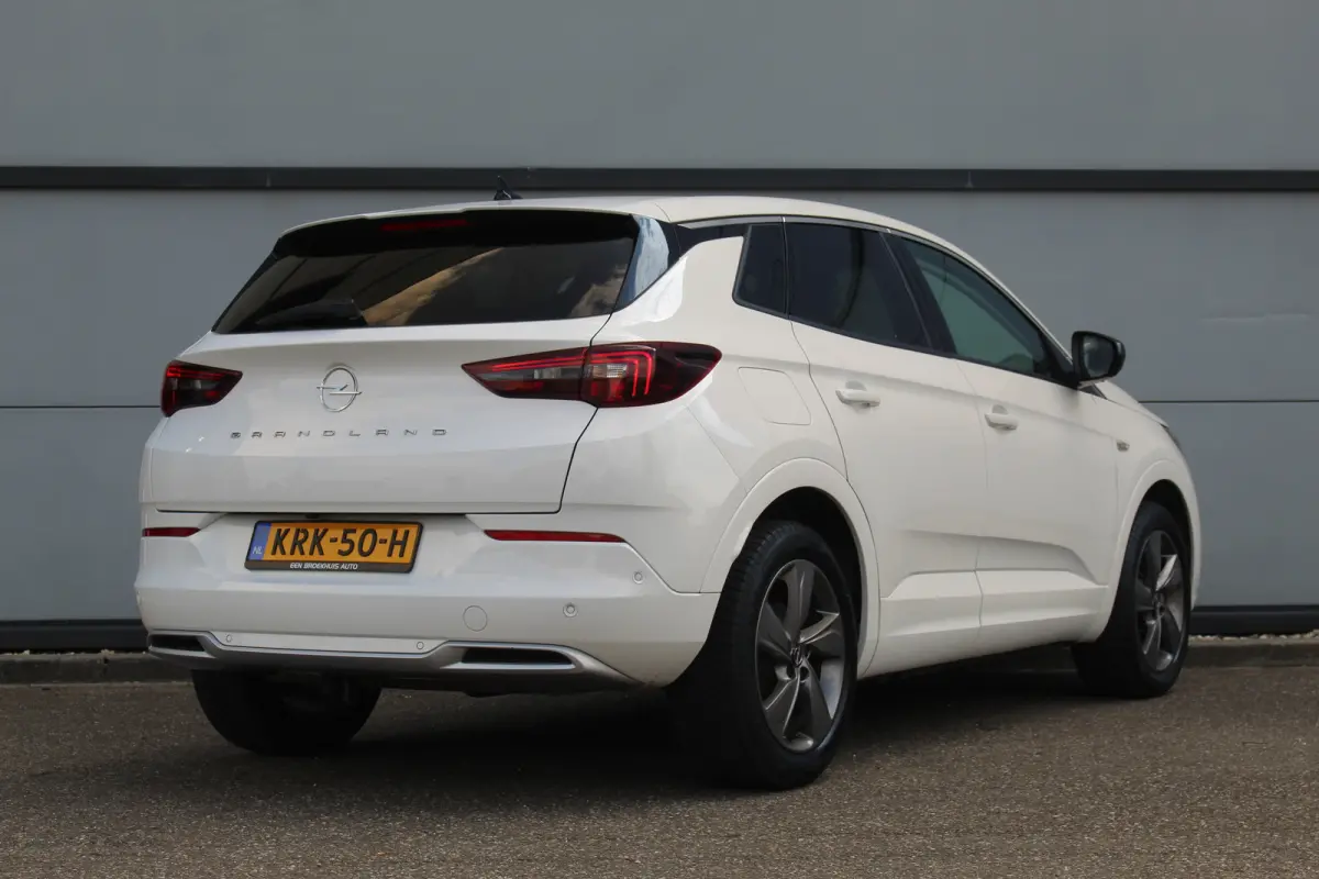 1.6 Turbo Plug-In Hybrid Business Elegance | Trekh. | Adaptive | Stuur Verw. | Camera | Carplay | Pdc | | Trekh. | Adaptive | Stuur Verw. | Camera | Carplay | Pdc |