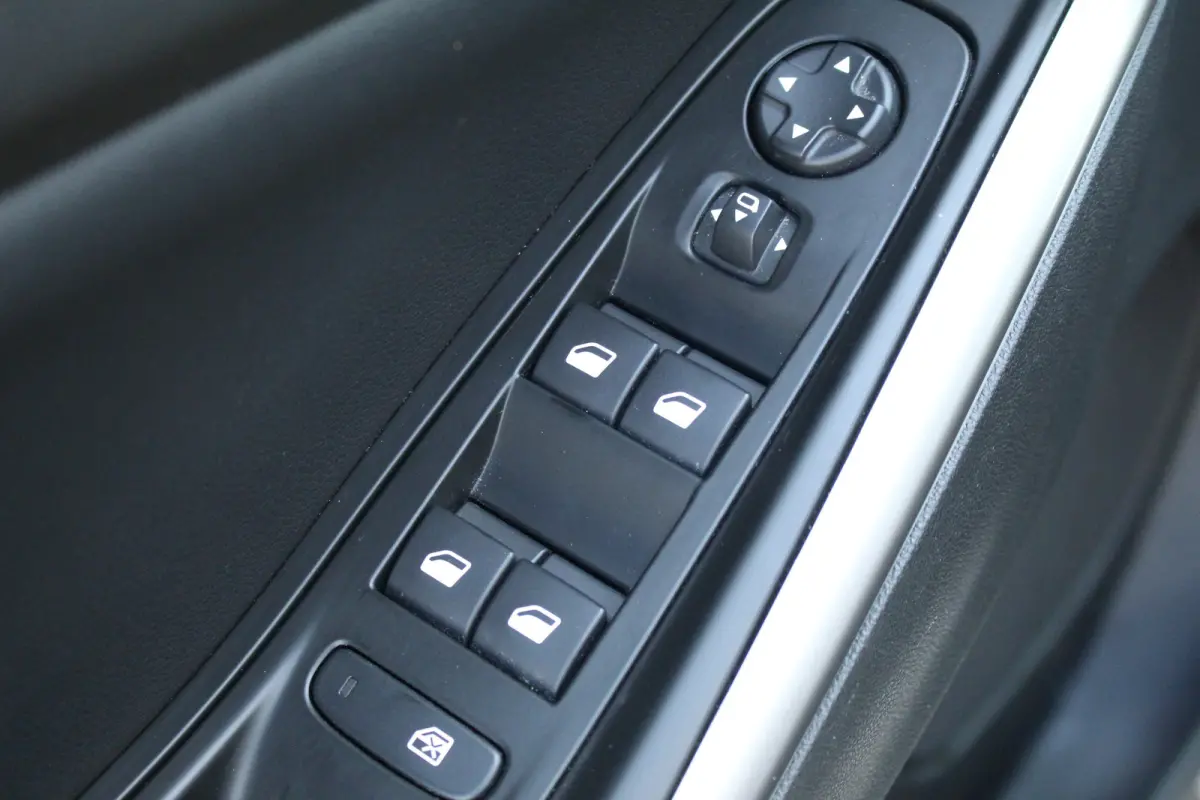 1.6 Turbo Plug-In Hybrid Business Elegance | Trekh. | Adaptive | Stuur Verw. | Camera | Carplay | Pdc | | Trekh. | Adaptive | Stuur Verw. | Camera | Carplay | Pdc |