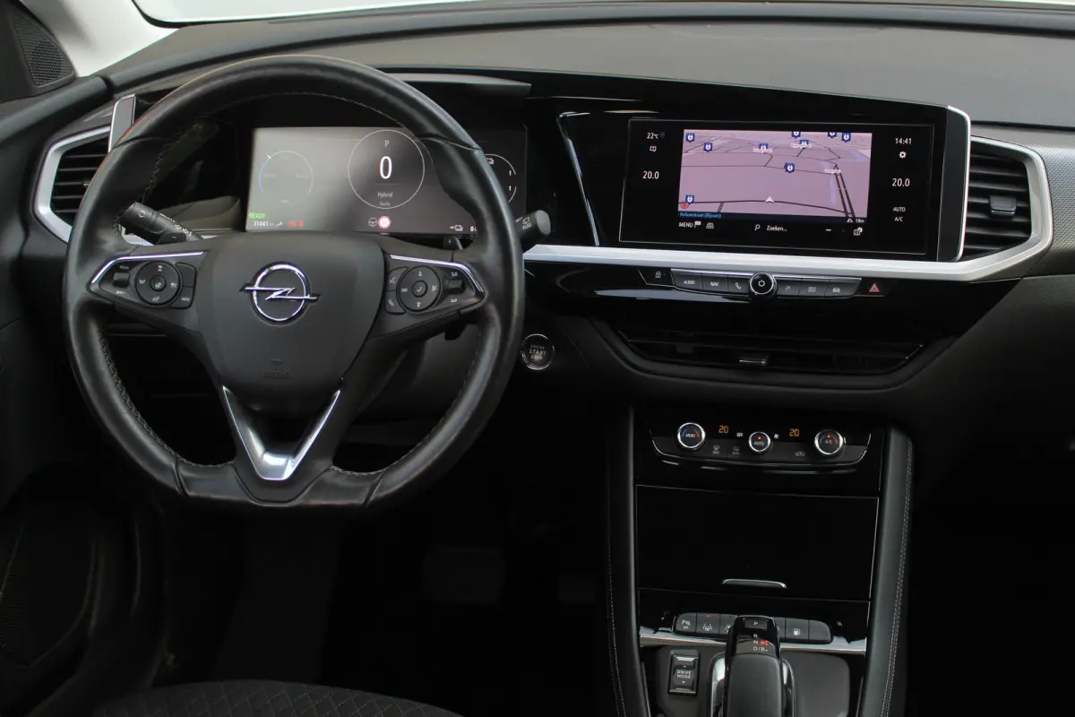 1.6 Turbo Plug-In Hybrid Business Elegance | Trekh. | Adaptive | Stuur Verw. | Camera | Carplay | Pdc | | Trekh. | Adaptive | Stuur Verw. | Camera | Carplay | Pdc |