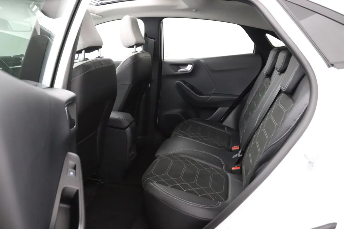 Premium 44 kWh | Panoramadak | B&O | Winterpack | 19 Inch | Adaptive Cruise | BLIS | 360 Camera | Matrix LED | Keyless | Elektrische Achterklep