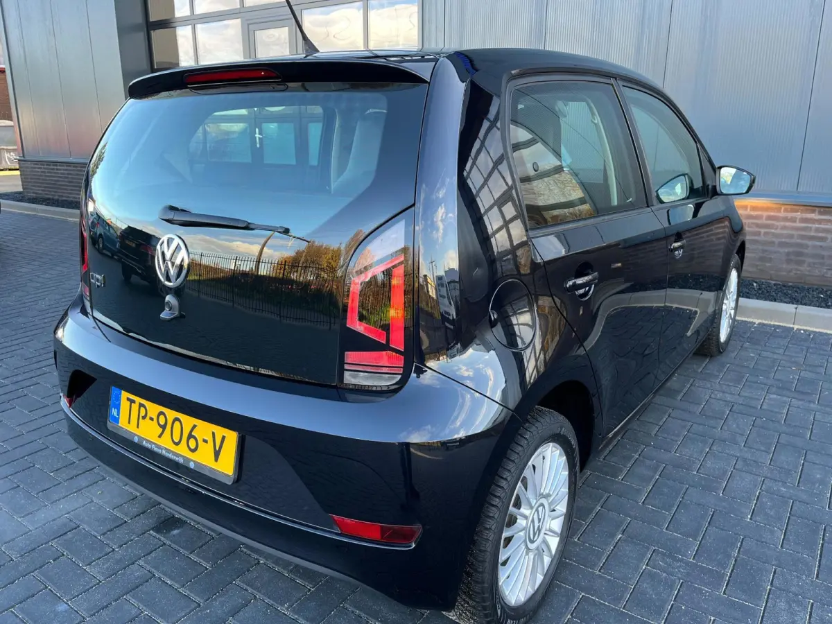 Up! 1.0 BMT move up! Nw.Model/NL.Auto/Airco/Elc.Pakket/Lichtmetalenvelgen/5Deurs/2De Eigenaar/All season banden