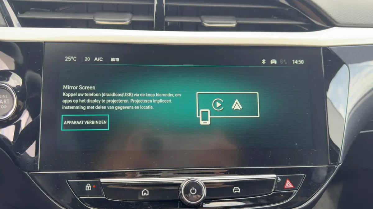 GS | Apple Carplay / Android Auto | Draadloos opladen | Camera achter | Dodehoek sensoren | | Dode hoek waarschuwing | IntelliLux LED Matrix-verlichting, inclusief LED matrix koplampen met a