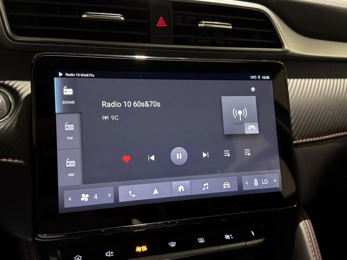Standard Range Comfort | Cruise Control Adaptief | Led | Navigatie | Camera | stoelverwarming