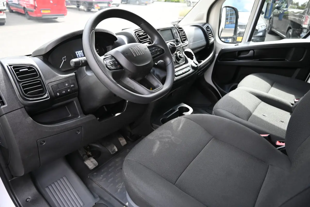 L2H2 2.2 MultiJet 140 pk 3.5t Camera, Cruise control, 270 Graden deuren