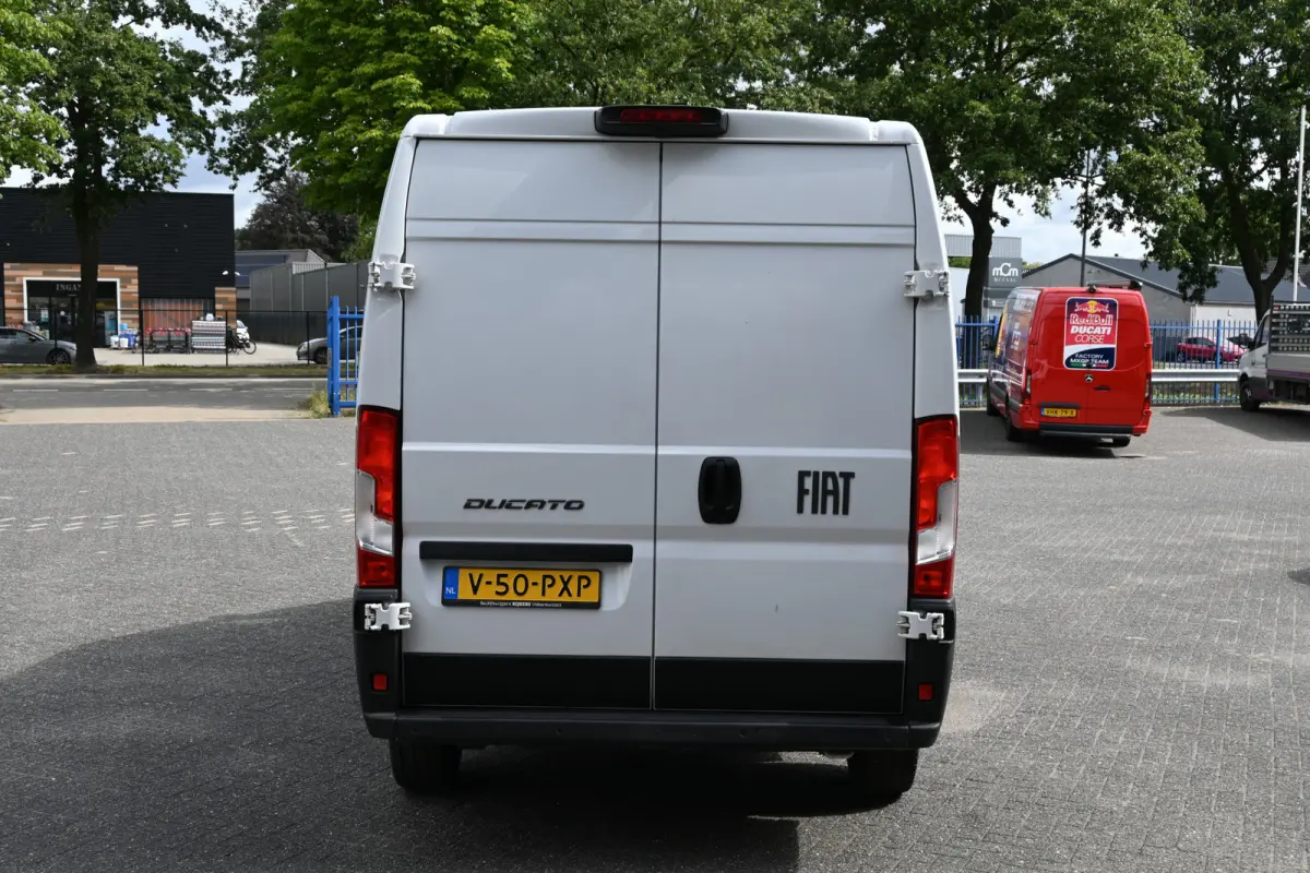 L2H2 2.2 MultiJet 140 pk 3.5t Camera, Cruise control, 270 Graden deuren