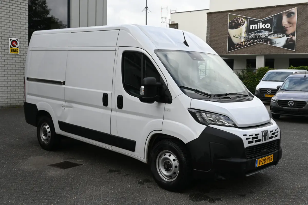 L2H2 2.2 MultiJet 140 pk 3.5t Camera, Cruise control, 270 Graden deuren