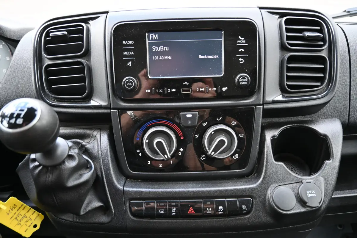 L2H2 2.2 MultiJet 140 pk 3.5t Camera, Cruise control, 270 Graden deuren