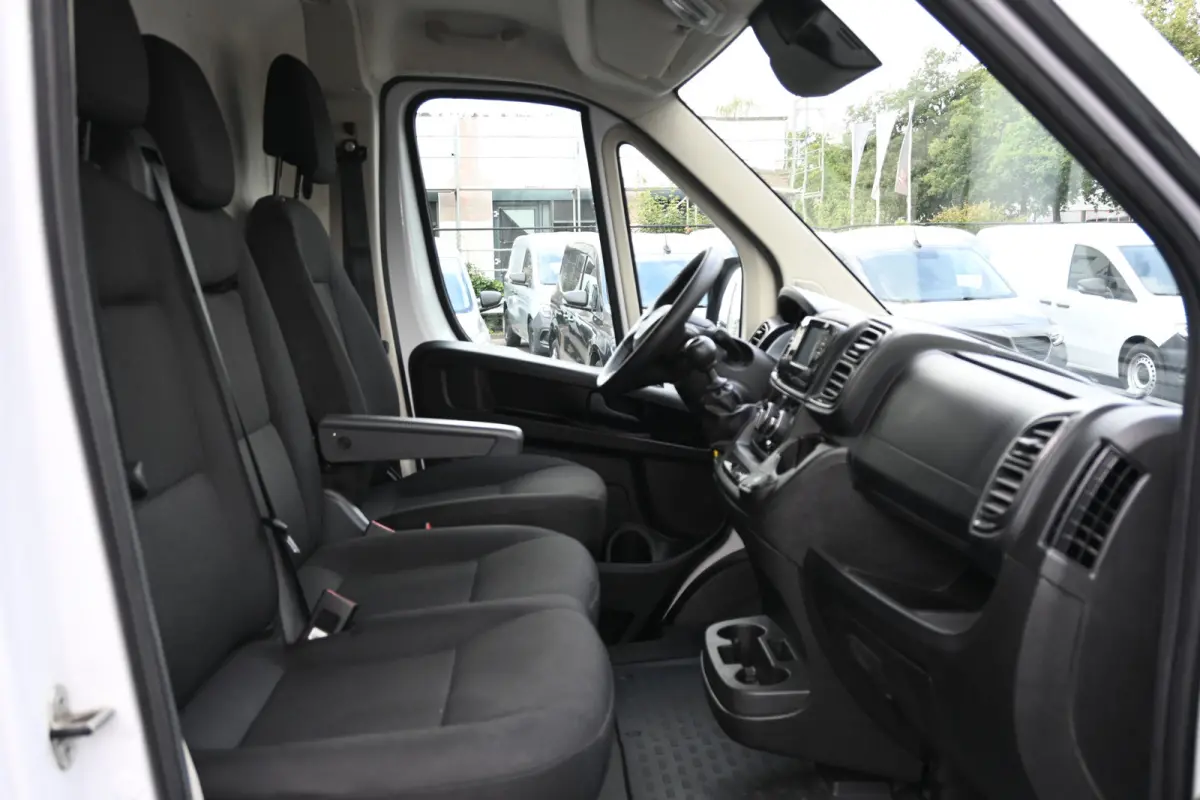 L2H2 2.2 MultiJet 140 pk 3.5t Camera, Cruise control, 270 Graden deuren