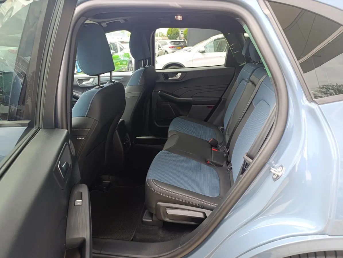 2.5 PHEV BlueCruise Edition | Elek. Trekhaak | 2100KG Trekgewicht! | Panodak | Adaptive Cruise Control | Matrix Led Koplampen | B&O Audio | Stoel/stuur voorruitverwarming | 360 Camera | 20 i