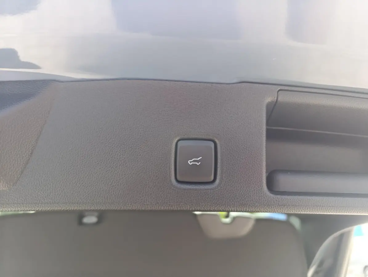 2.5 PHEV BlueCruise Edition | Elek. Trekhaak | 2100KG Trekgewicht! | Panodak | Adaptive Cruise Control | Matrix Led Koplampen | B&O Audio | Stoel/stuur voorruitverwarming | 360 Camera | 20 i