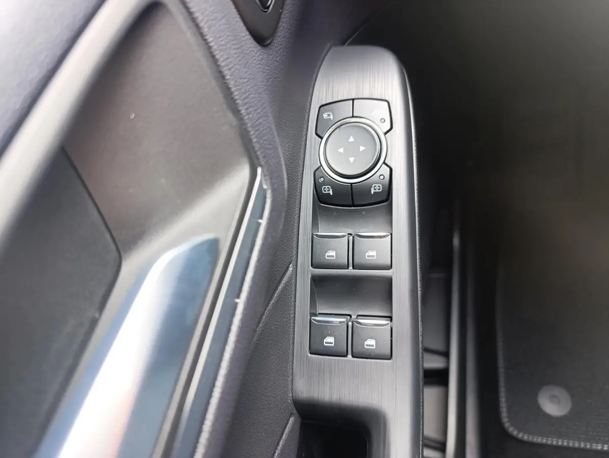 2.5 PHEV BlueCruise Edition | Elek. Trekhaak | 2100KG Trekgewicht! | Panodak | Adaptive Cruise Control | Matrix Led Koplampen | B&O Audio | Stoel/stuur voorruitverwarming | 360 Camera | 20 i