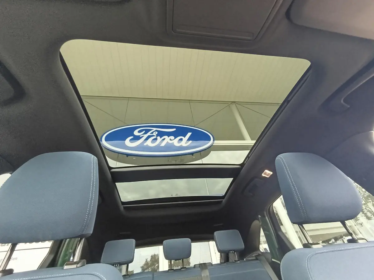 2.5 PHEV BlueCruise Edition | Elek. Trekhaak | 2100KG Trekgewicht! | Panodak | Adaptive Cruise Control | Matrix Led Koplampen | B&O Audio | Stoel/stuur voorruitverwarming | 360 Camera | 20 i