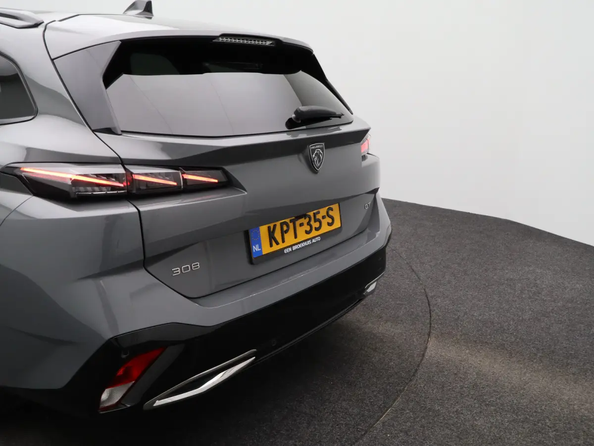 1.2 PureTech GT 360 Graden Camera | Elektrische Kofferklep | Dodehoekbewaking | Parkeersenoren Voor en Achter | Adaptive Cruise Control | Drive Assist | Elektrisch Verstelbare Stoelen met Ma