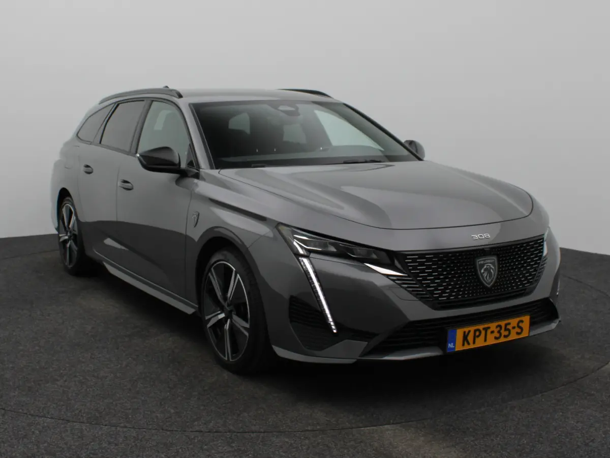 1.2 PureTech GT 360 Graden Camera | Elektrische Kofferklep | Dodehoekbewaking | Parkeersenoren Voor en Achter | Adaptive Cruise Control | Drive Assist | Elektrisch Verstelbare Stoelen met Ma