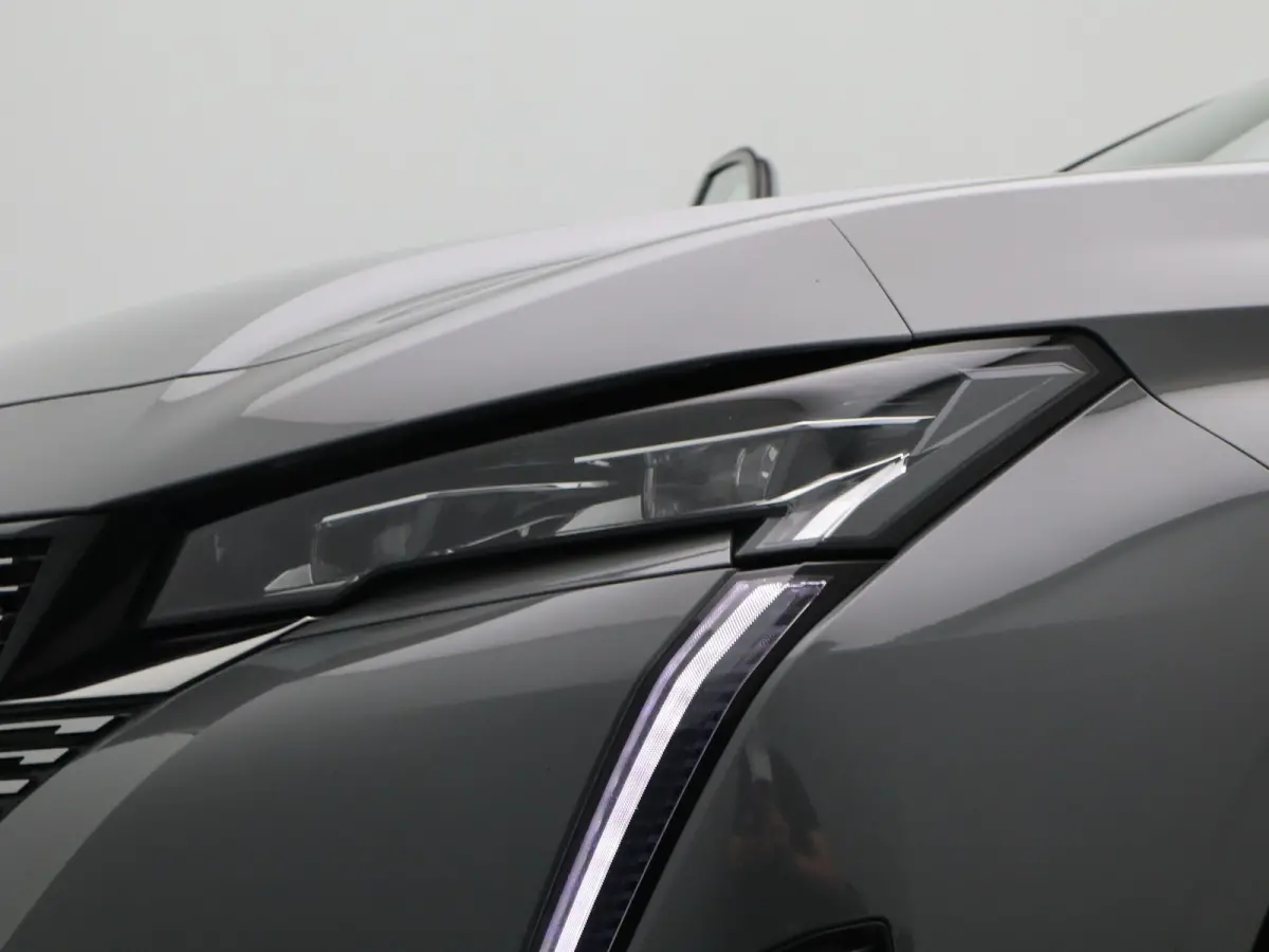 1.2 PureTech GT 360 Graden Camera | Elektrische Kofferklep | Dodehoekbewaking | Parkeersenoren Voor en Achter | Adaptive Cruise Control | Drive Assist | Elektrisch Verstelbare Stoelen met Ma