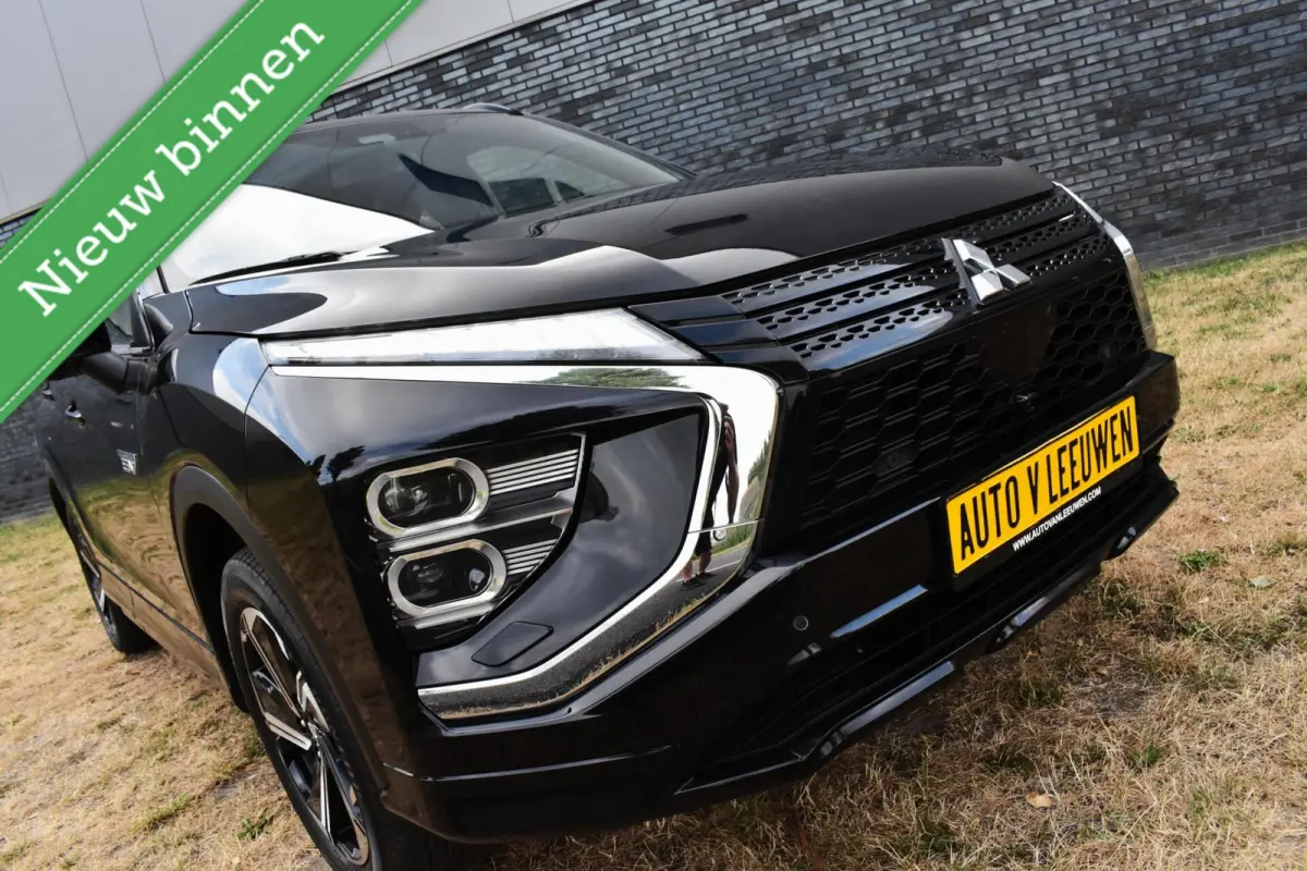 2.4 PHEV Executive PLUG IN/CAMERA/NAVI/ALCANTARA/VOL MET OPTIES!