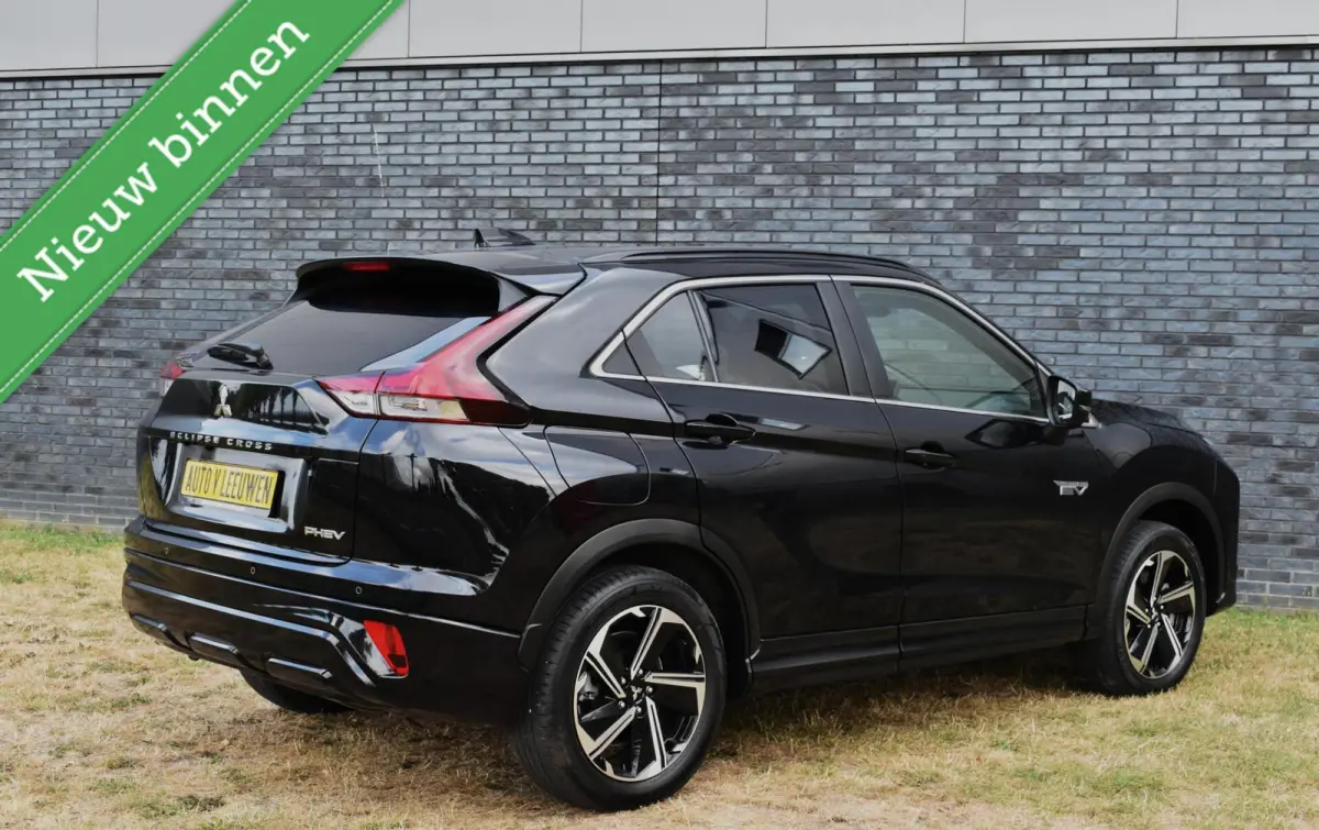 2.4 PHEV Executive PLUG IN/CAMERA/NAVI/ALCANTARA/VOL MET OPTIES!