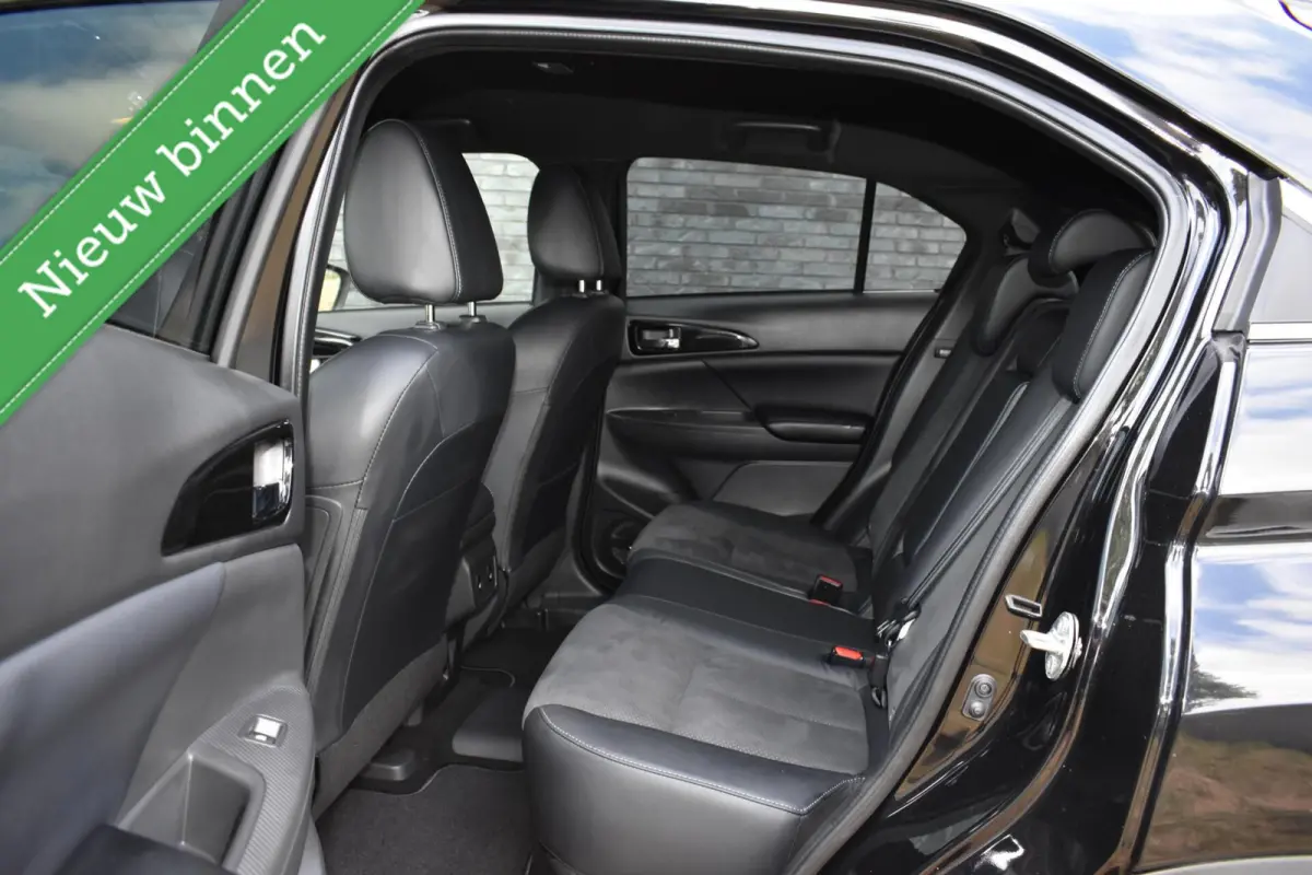 2.4 PHEV Executive PLUG IN/CAMERA/NAVI/ALCANTARA/VOL MET OPTIES!