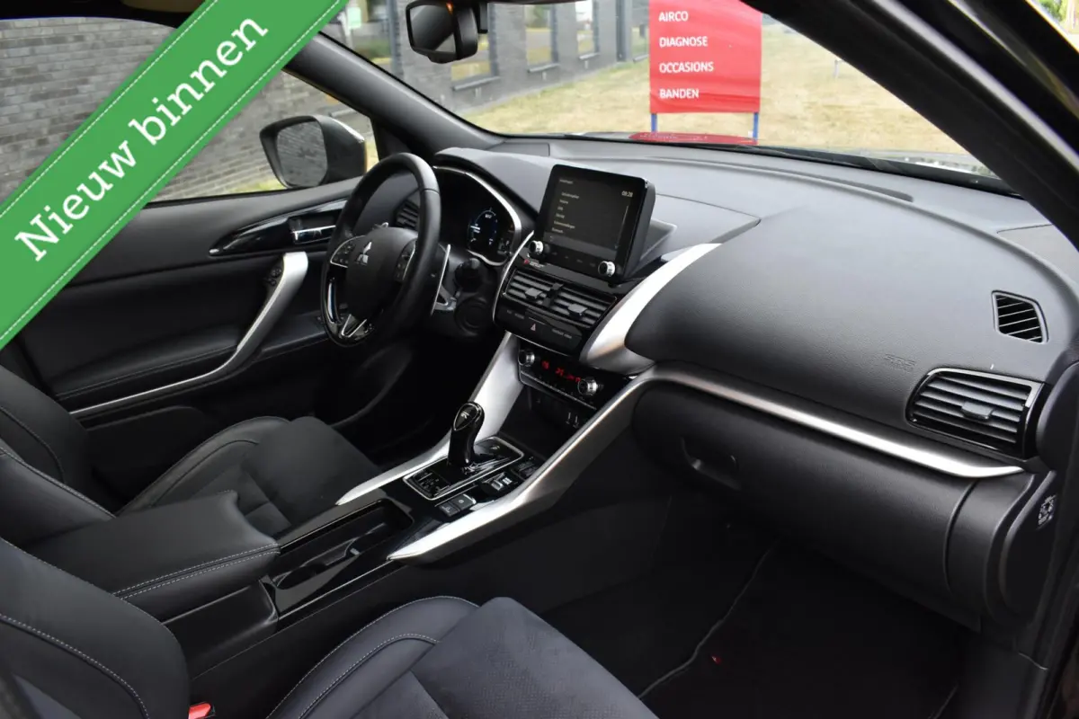 2.4 PHEV Executive PLUG IN/CAMERA/NAVI/ALCANTARA/VOL MET OPTIES!