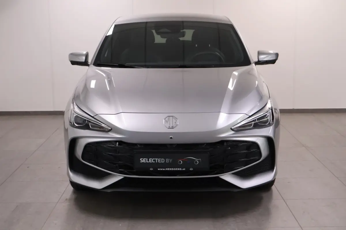 1.5 Hybrid+ Luxury | All Weather Banden