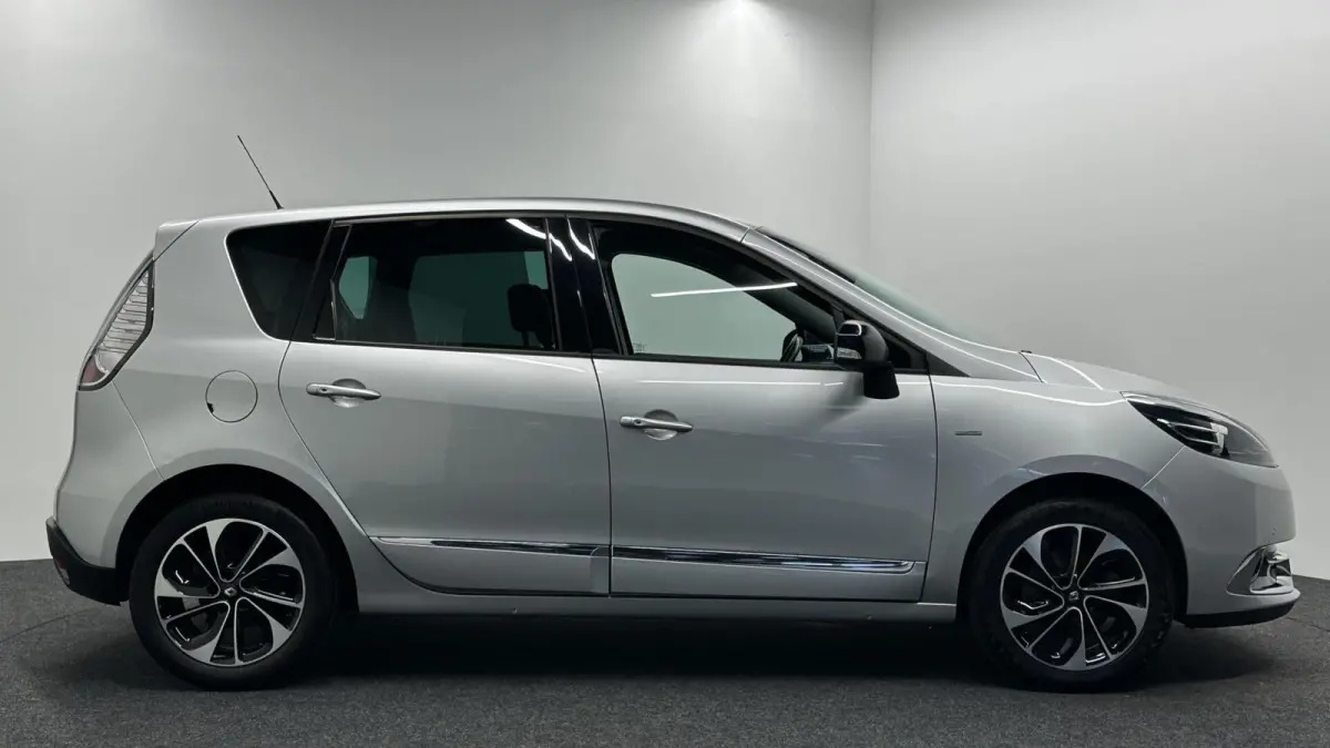 1.2 TCe Bose CAMERA ECC CRUISE NAVI LM 76000 KM.