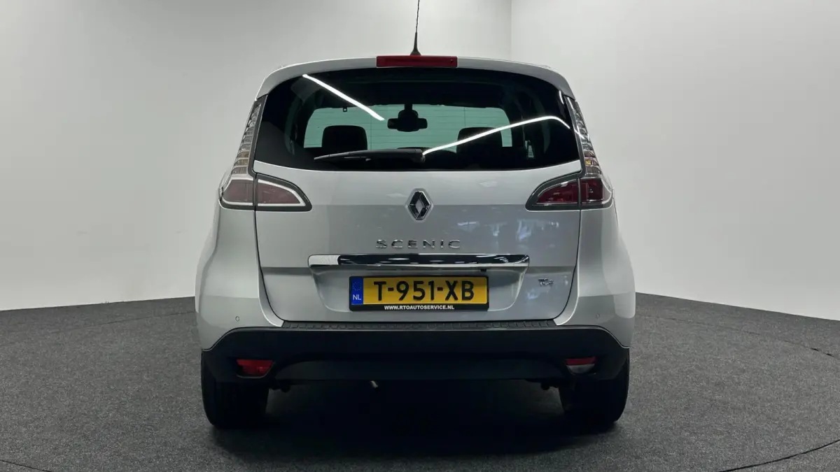 1.2 TCe Bose CAMERA ECC CRUISE NAVI LM 76000 KM.