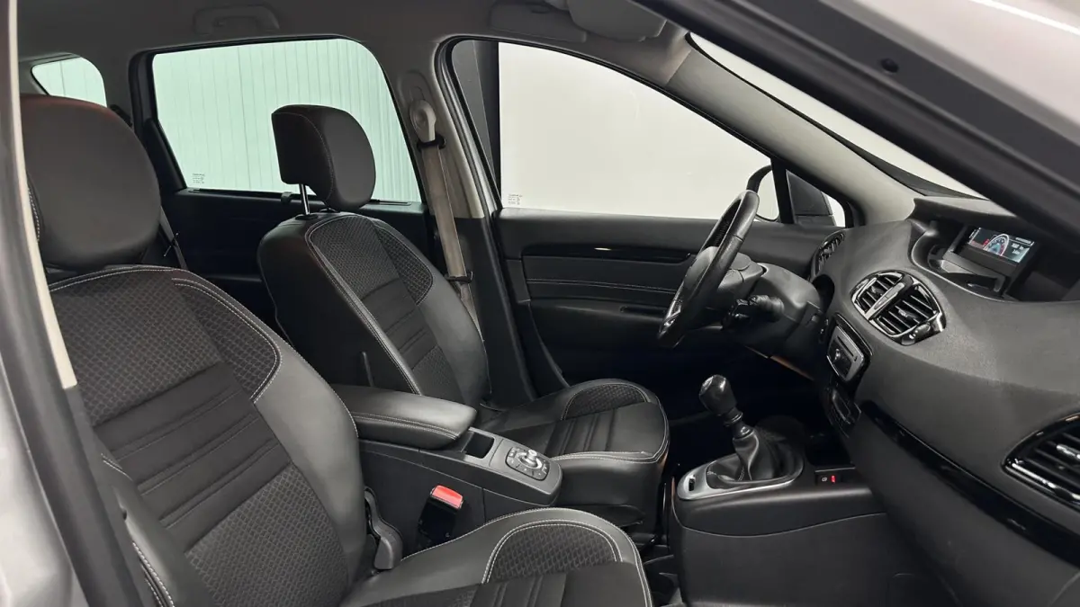 1.2 TCe Bose CAMERA ECC CRUISE NAVI LM 76000 KM.