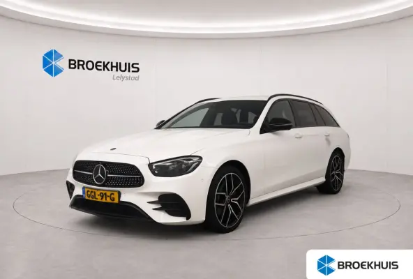 300 e 319PK AMG-LINE AUTOMAAT NAVI / LEDER / CLIMA / FULL-LED / PDC / 19" LMV / CAMERA / KEYLESS / PANO. DAK / PARELMOER / ELEK. TREKHAAK !!