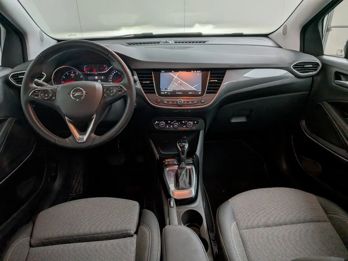 1.2 Turbo Elegance Airco | Camera | Cruise Control | DAB | Keyless | LED LMV 16" | Navi | PDC Achter | Stuurverwarming | Trekhaak |