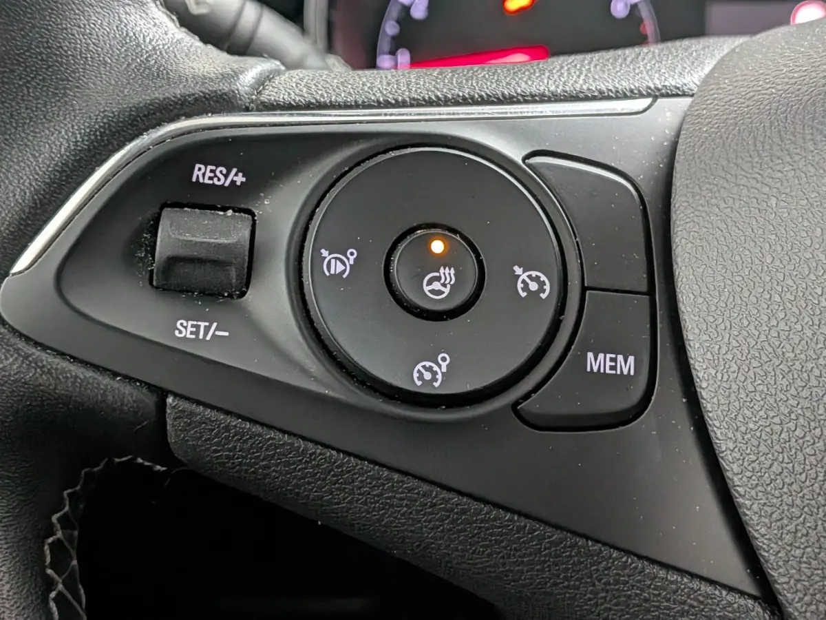 1.2 Turbo Elegance Airco | Camera | Cruise Control | DAB | Keyless | LED LMV 16" | Navi | PDC Achter | Stuurverwarming | Trekhaak |