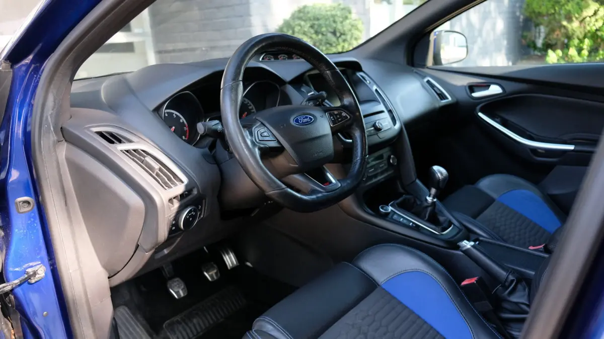 2.0 ST-3 250PK NAVI RS XENON