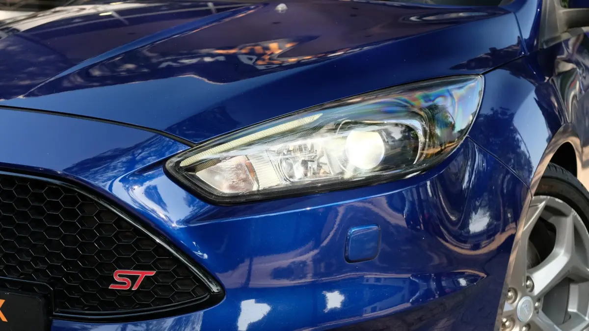 2.0 ST-3 250PK NAVI RS XENON