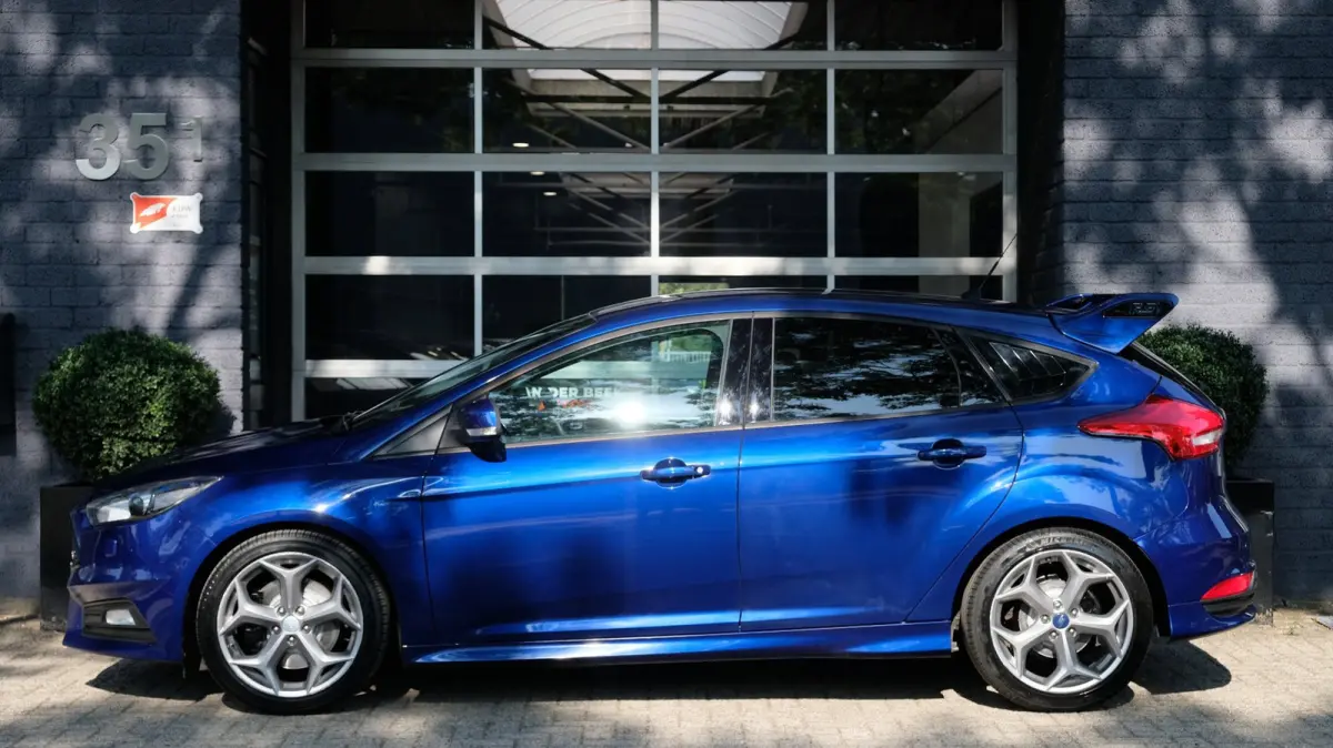 2.0 ST-3 250PK NAVI RS XENON