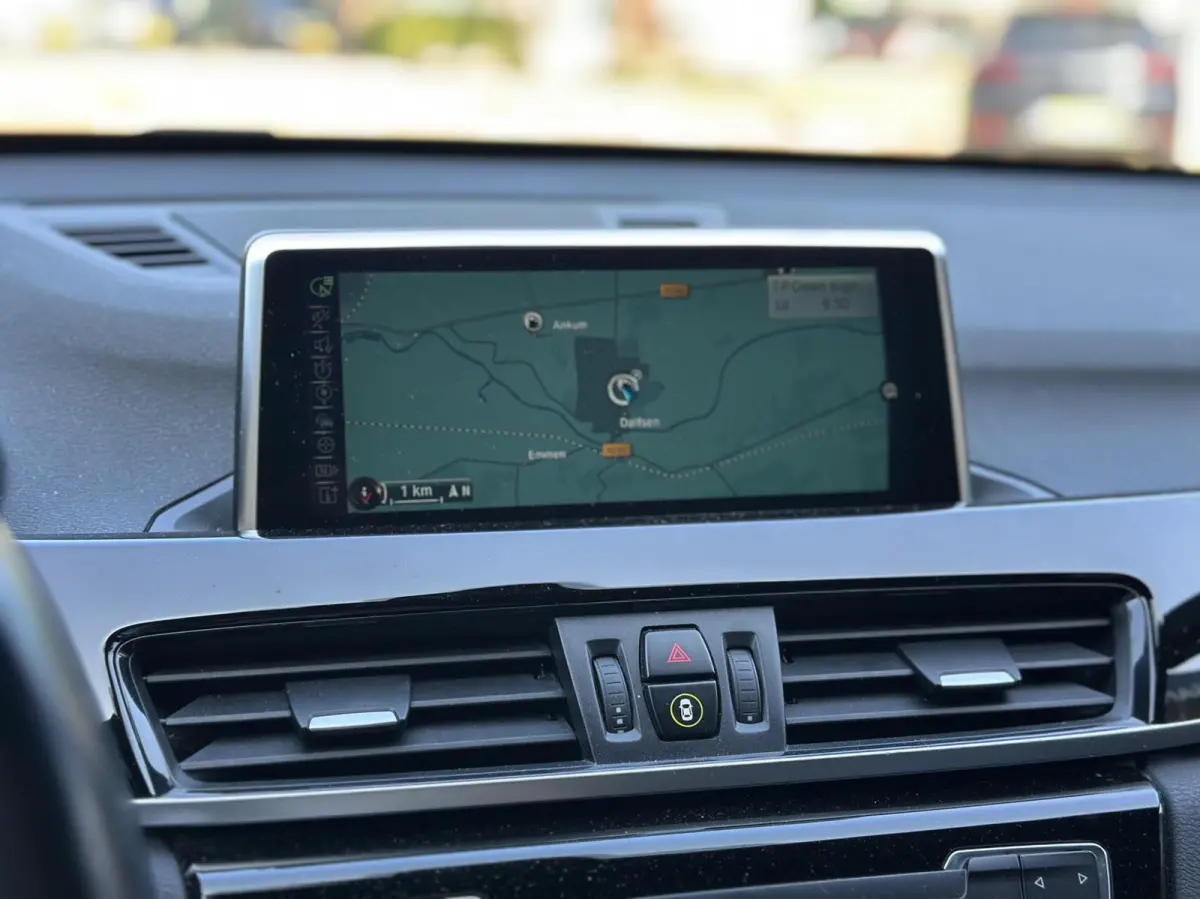sDrive18i Sport Led, Leer, Head-up, Camera, LM..