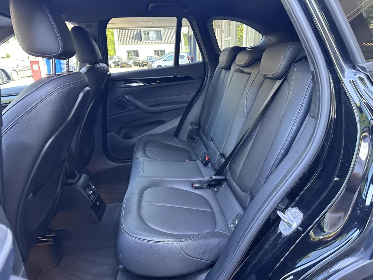 sDrive18i Sport Led, Leer, Head-up, Camera, LM..