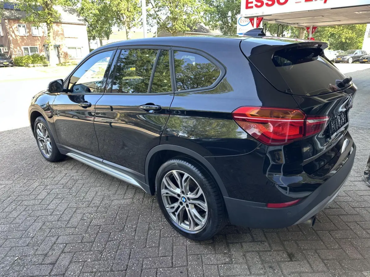 sDrive18i Sport Led, Leer, Head-up, Camera, LM..