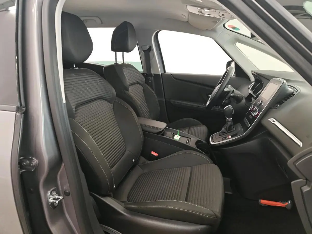 Renault Grand Scénic TCe 140 EDC equilibre 7 STOELEN