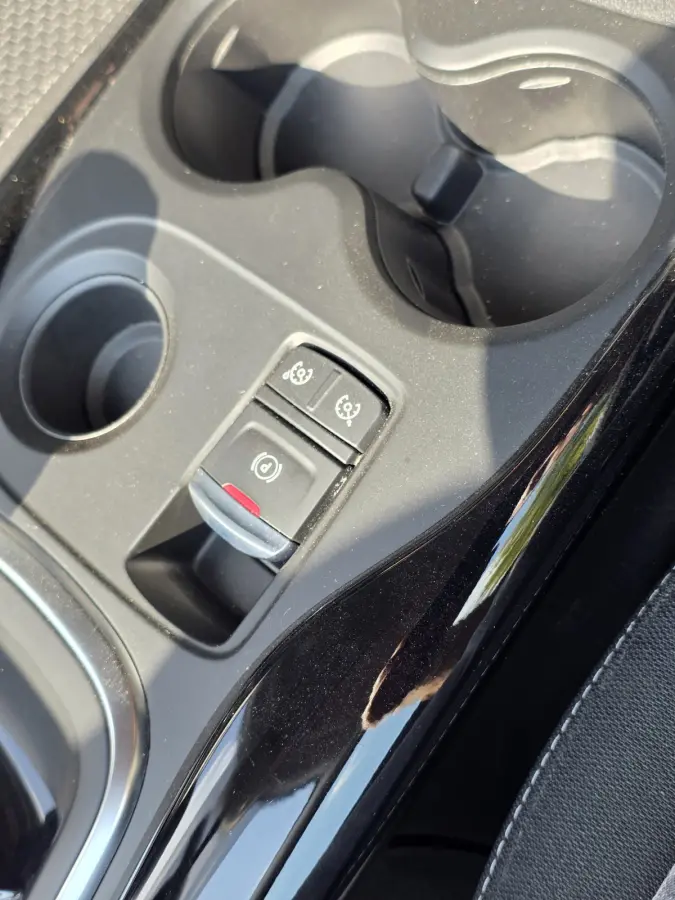 1.2 TCe Zen / CLIMA / CRUISE / NAVI / NAP