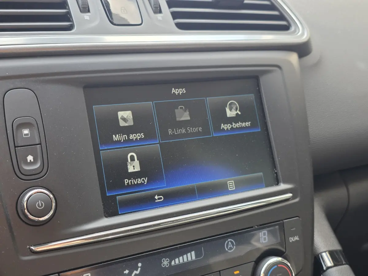 1.2 TCe Zen / CLIMA / CRUISE / NAVI / NAP