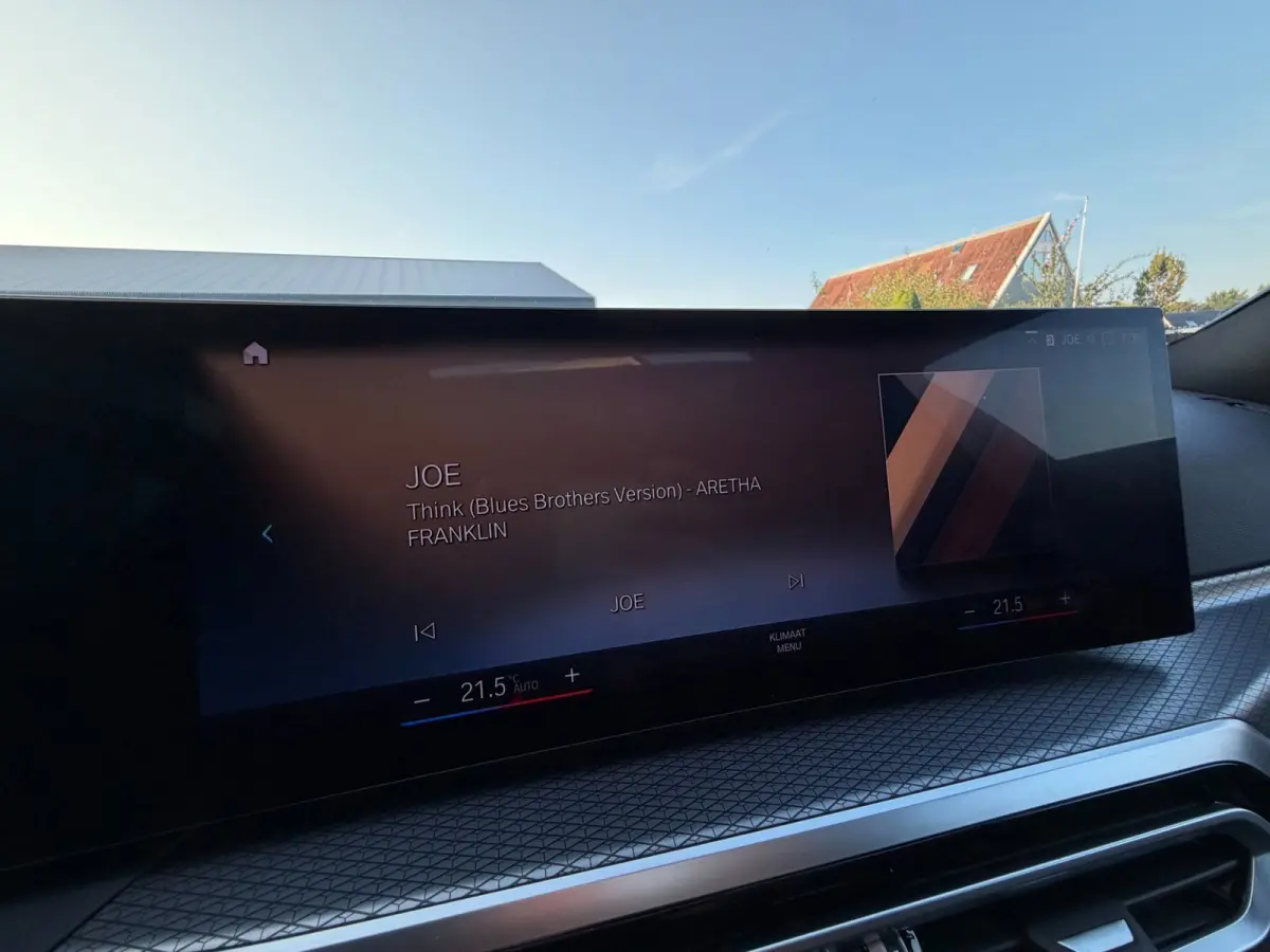 320e M-Sport Performance / Pano / Hud / 360 Cam / H&K / Full Black .