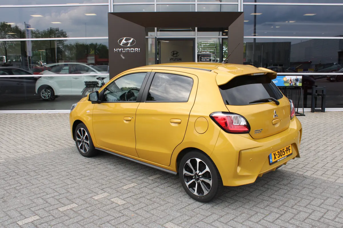 1.2 Instyle | Parkeersensoren voor- en achter | Stoelverwarming | Achteruitrijcamera